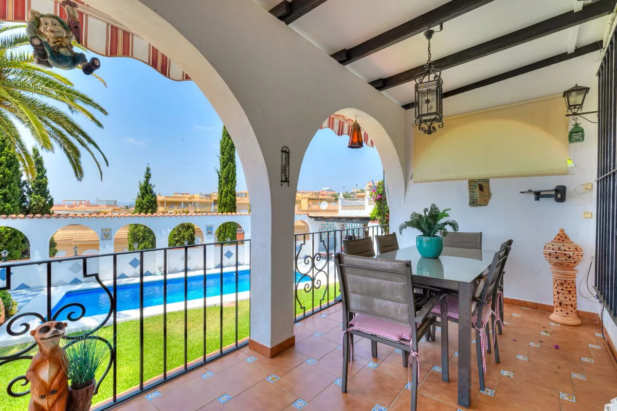 031d49c3-c2a7-48d2-98ac-3fcc8f3ed215