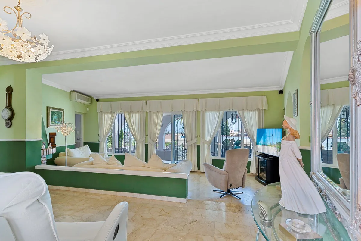 86e6fec7-fec6-4ae9-9a52-4236014baceb