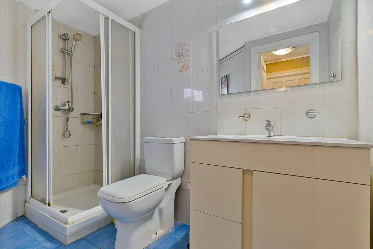 cf45bcae-77ab-45f8-be7a-a39c3ea17876