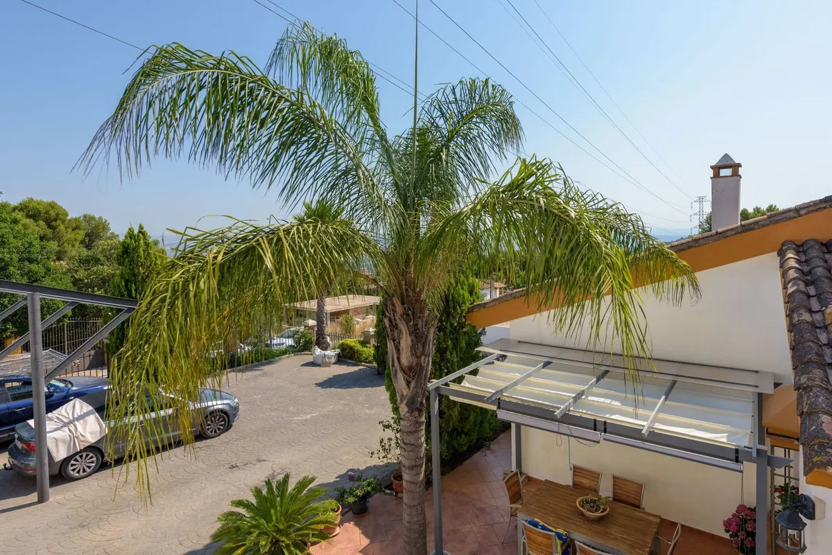 063c73bd-cc12-4e28-8621-e0c8a478c668