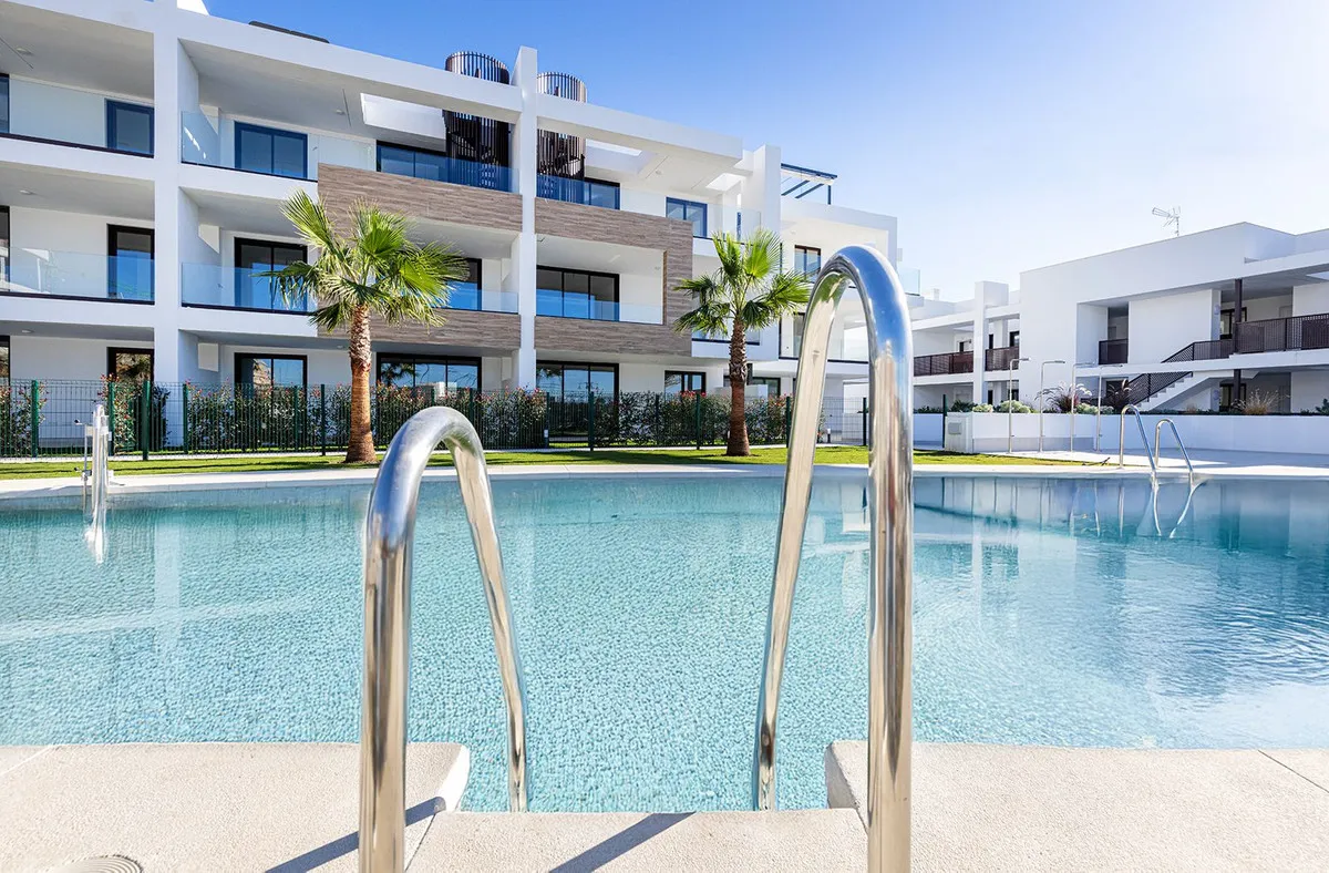 175b7cd0-8d01-4f99-854b-d6be61b28f16