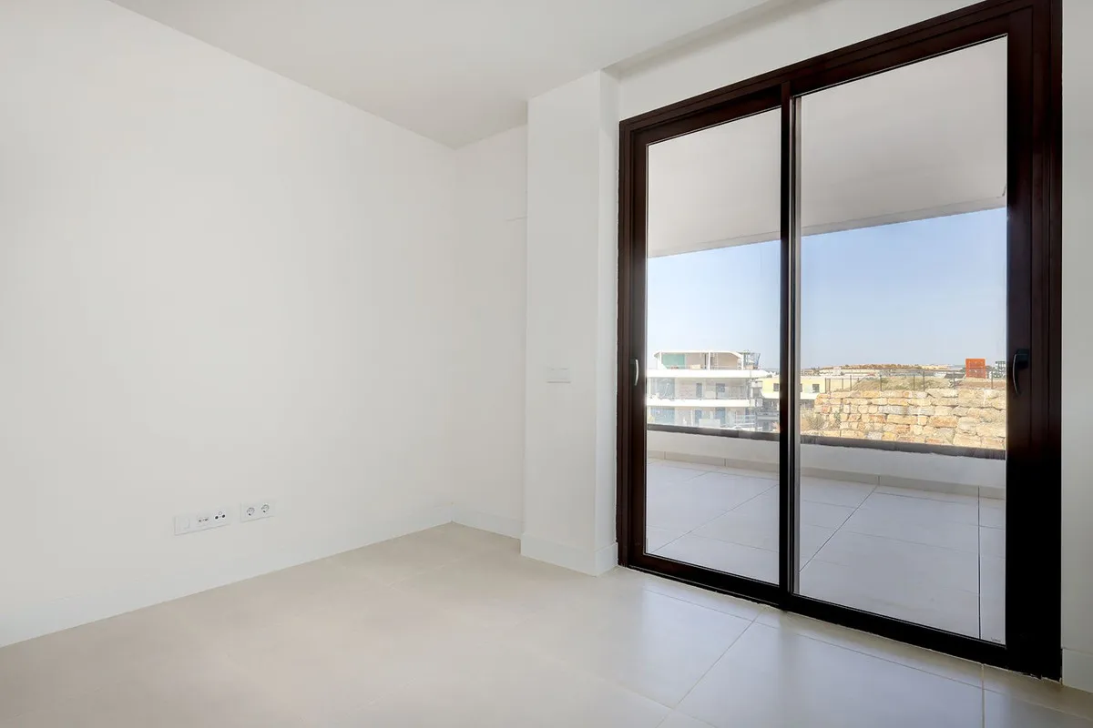 54648966-f9f9-4578-9443-2e381ee52b7d