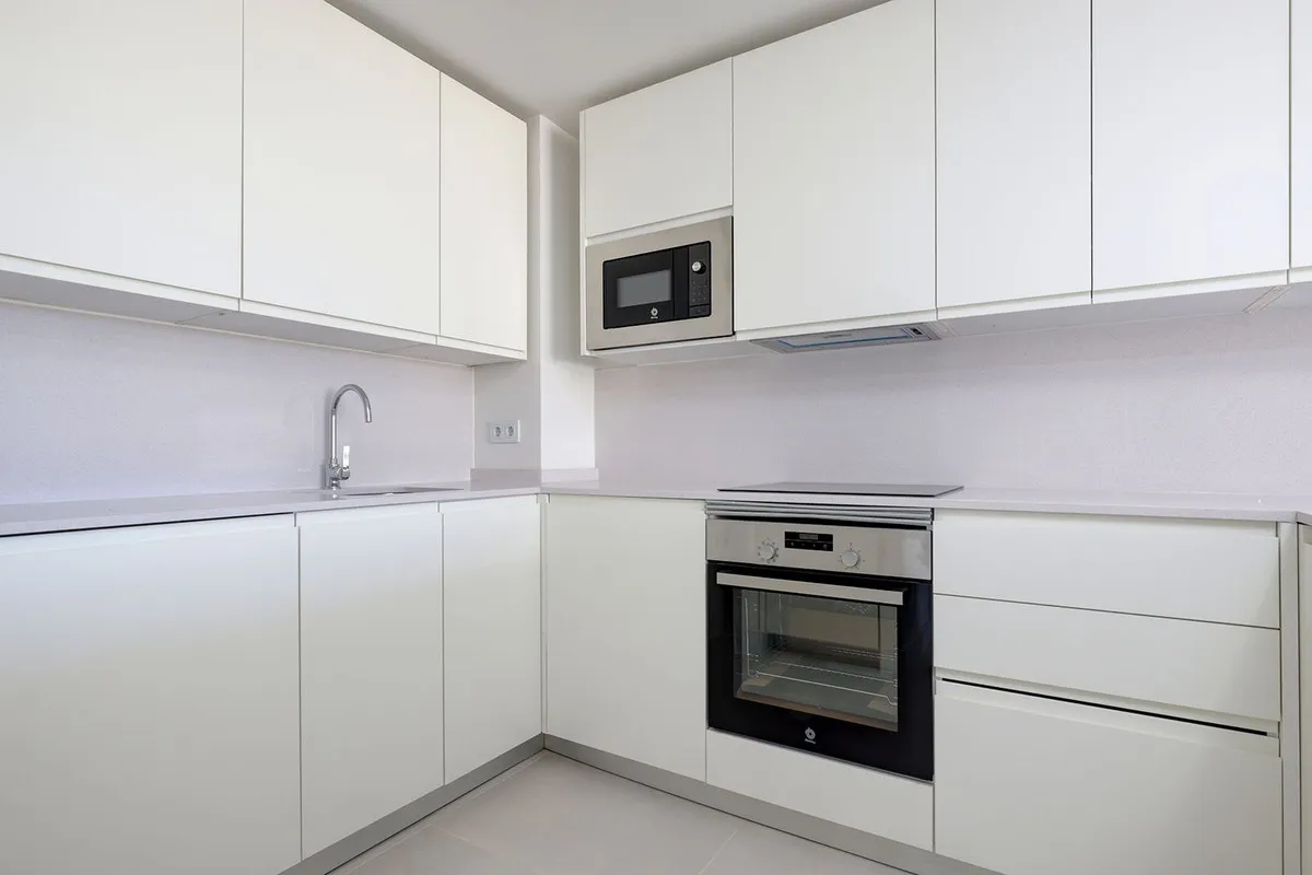 bf58950f-9a1f-4fa6-90ce-1dc8dac69952