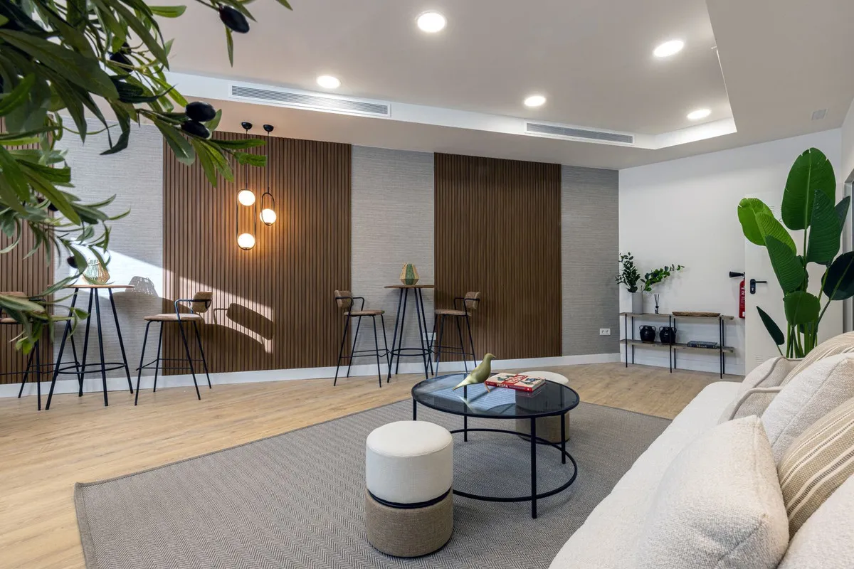 e912742a-8fad-4a72-a619-ff89a1e235e2