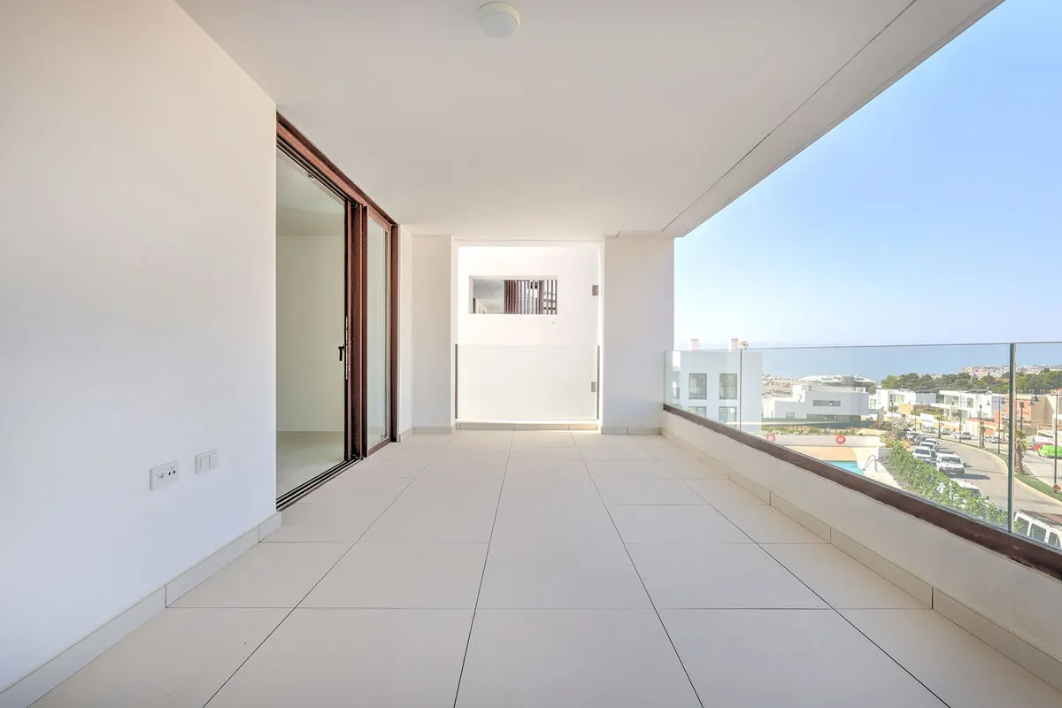 f418e4da-8392-45c3-9deb-fb1d69e1f425