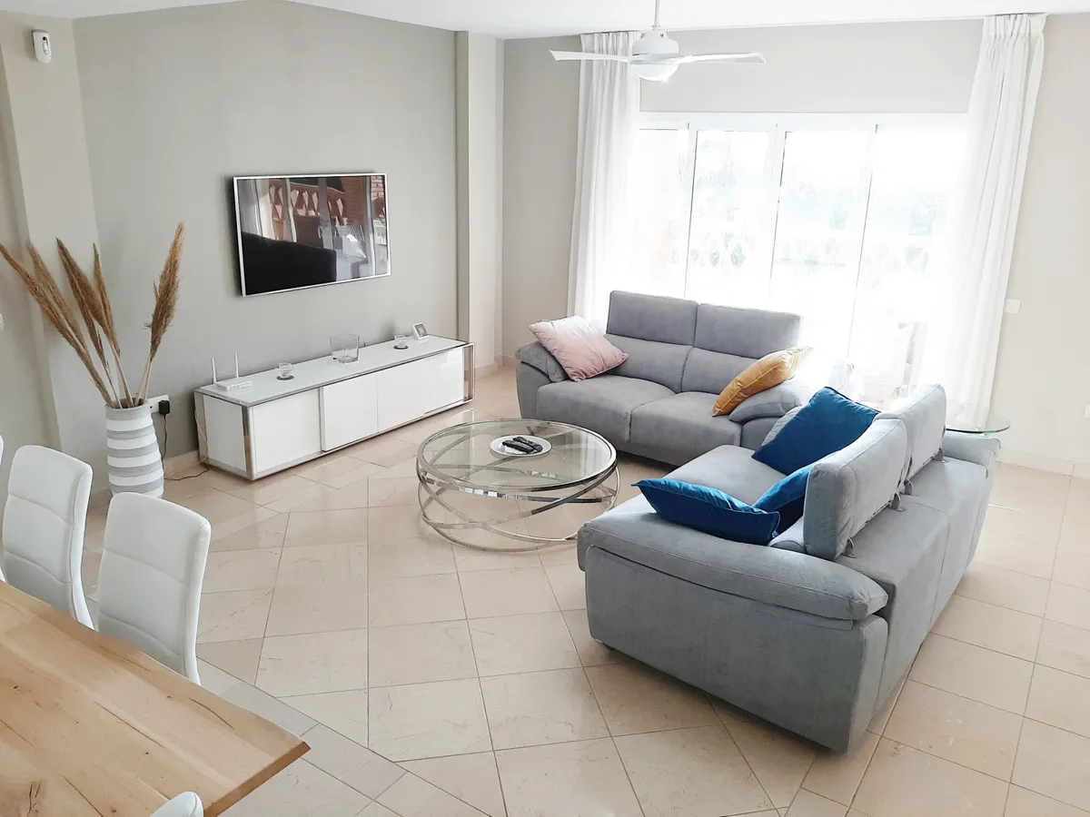 01329fd6-4992-4592-b738-6bdab7c32b4d