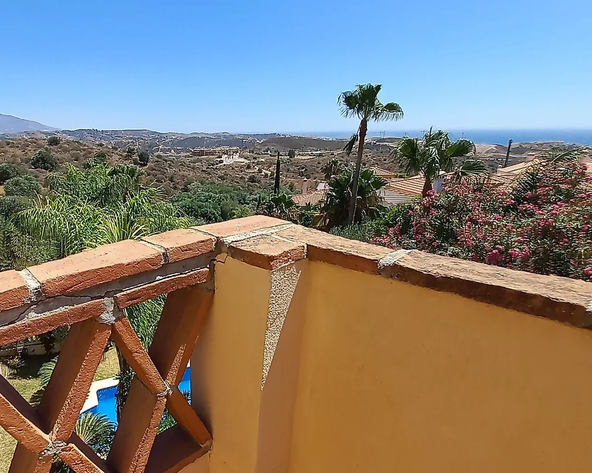 714296e5-a0f2-46d7-ad51-9c02d6d8b58f