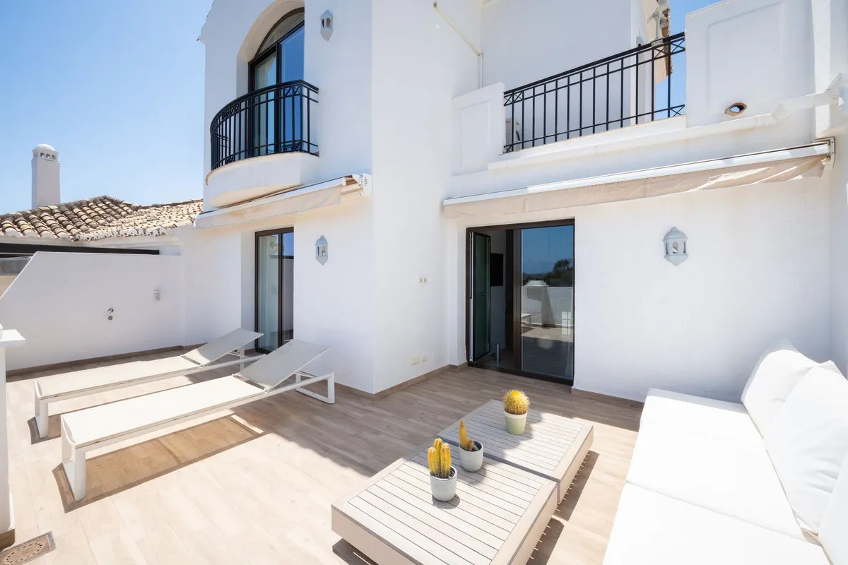 7631eb04-d561-497a-93a4-b1e4b49b9320