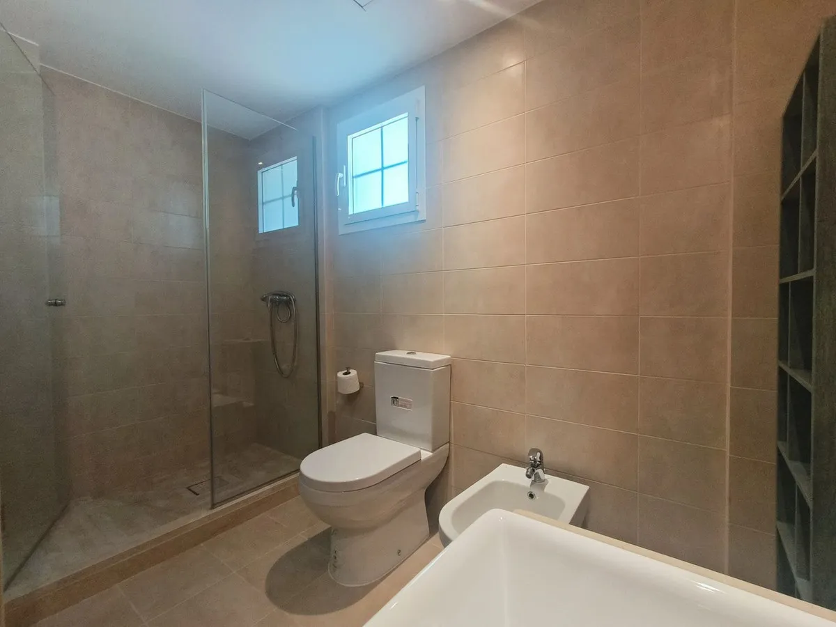 d38fdae3-7e92-4a01-8e30-ed123b48087f