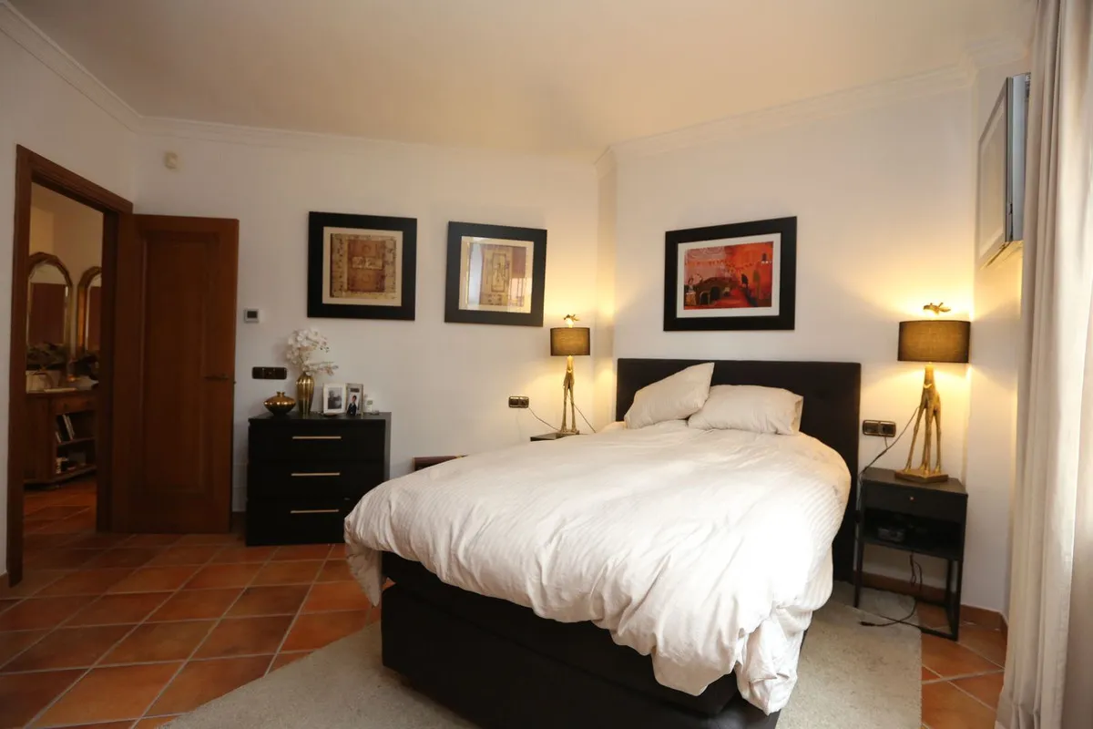 6ebd1348-89fd-4fdc-862d-6a0459ef9320