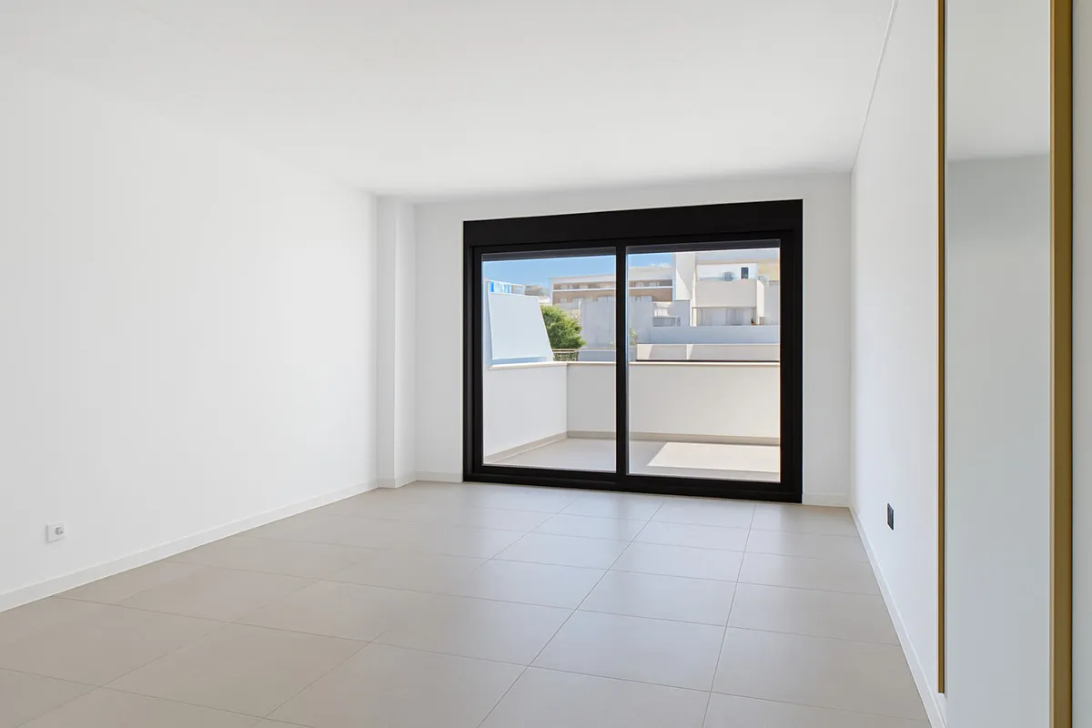 69762fb9-eae0-4073-a0d3-ce382b749aa1