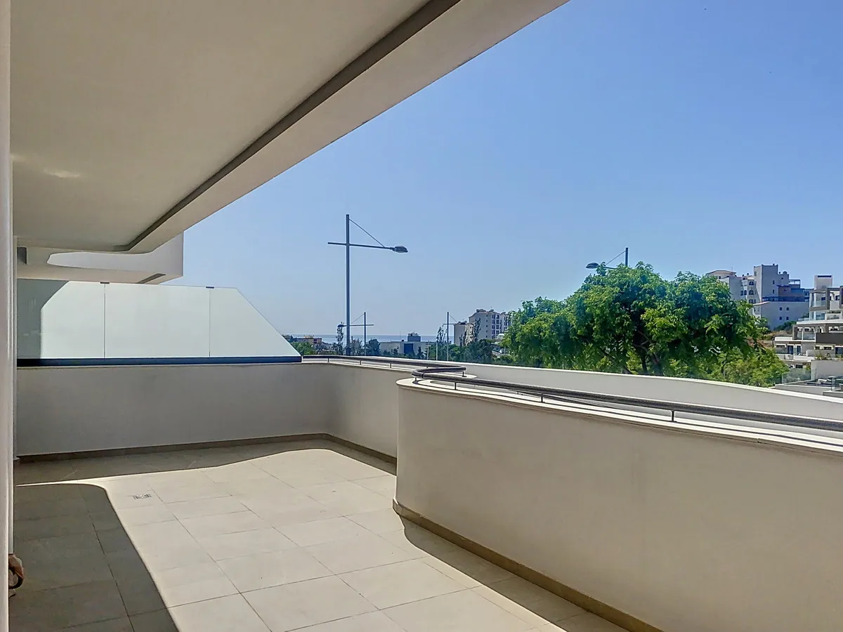 e65d2116-881b-4ae7-8fc1-29f28f1cd8a9