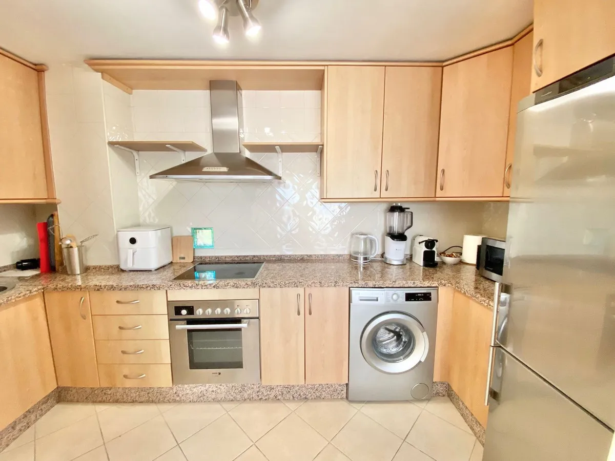 b5c5f5e8-a7e9-4c8c-bb9a-063a2d055215