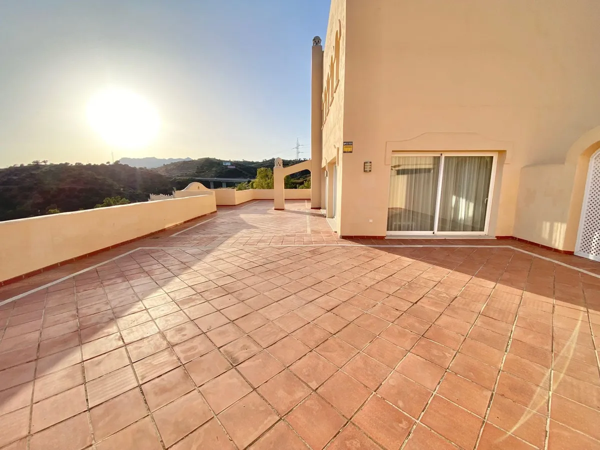 c03afd22-5d44-48fc-8b70-260418a76626