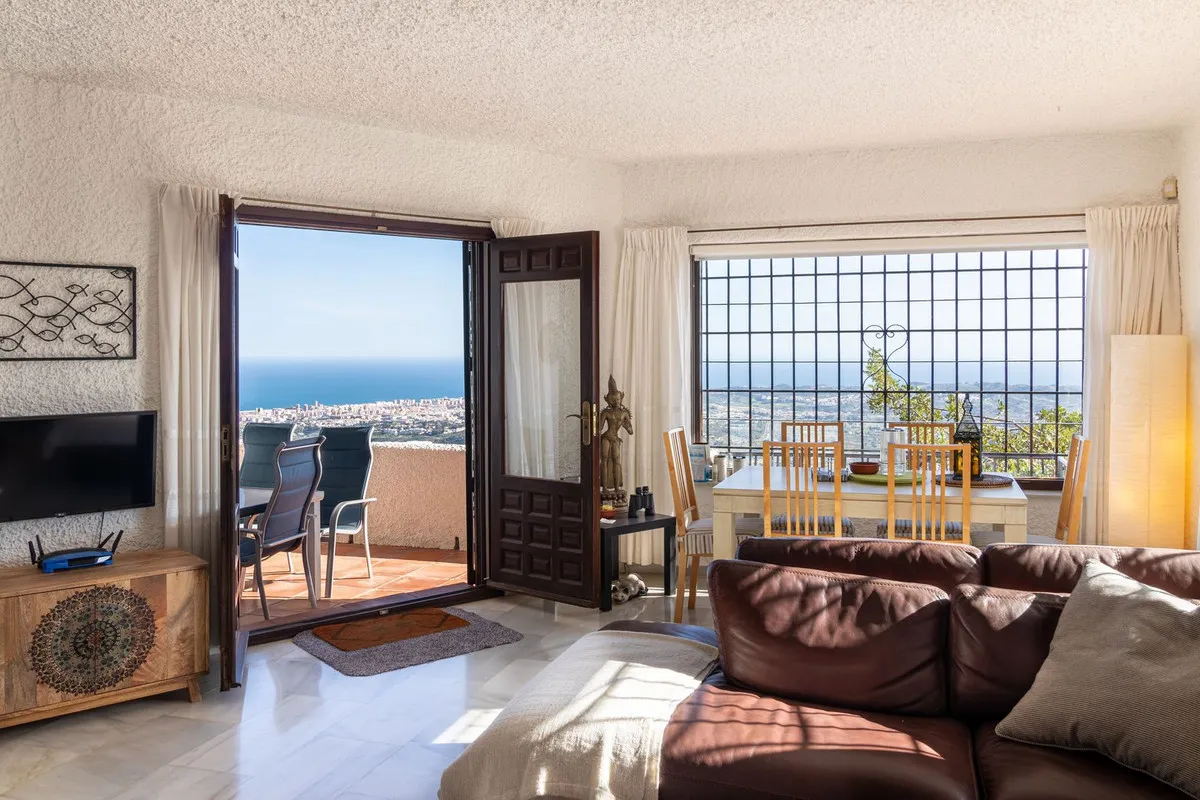 36e2e6f3-b37f-4b0e-9c2b-c86d65c19c51