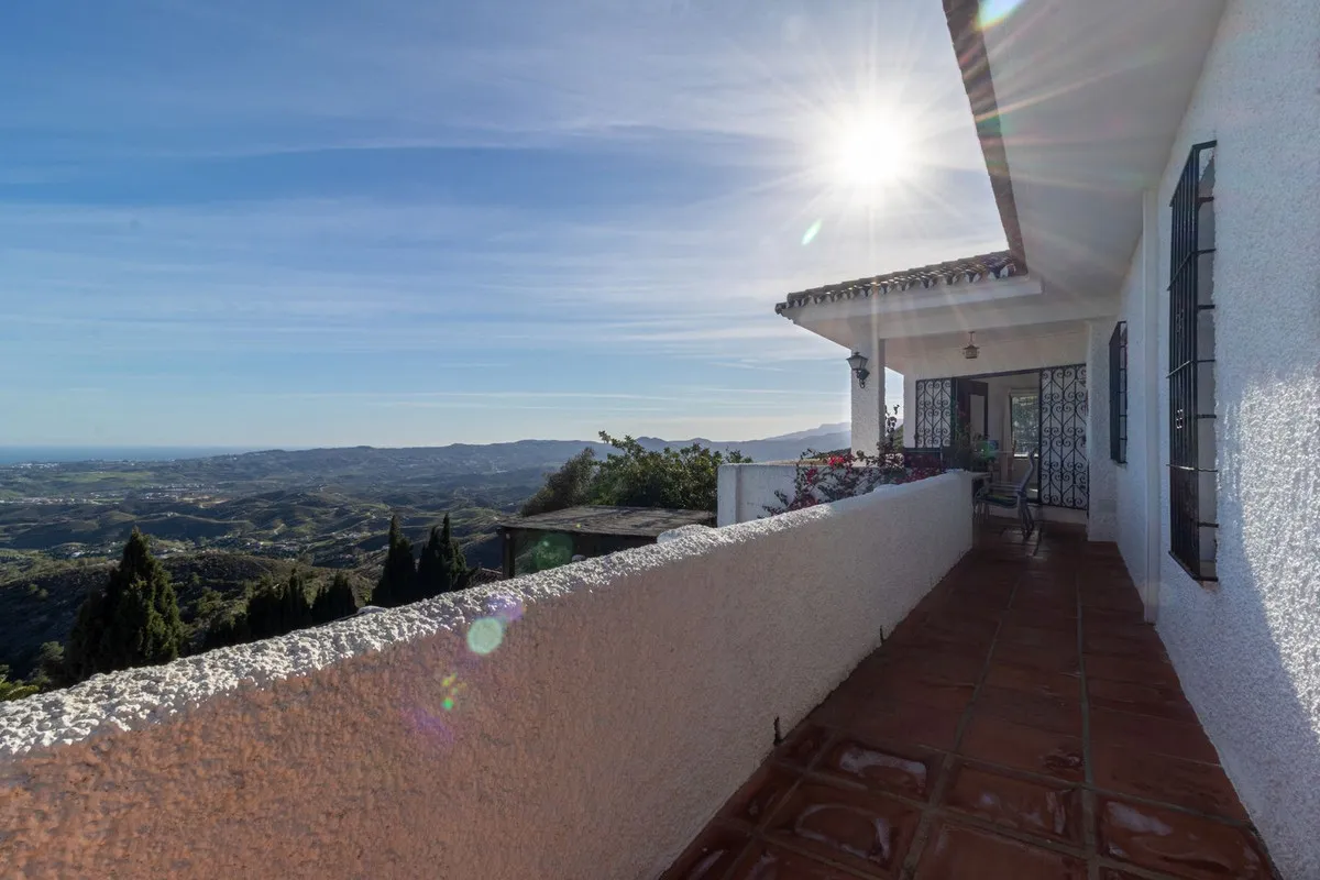 62115112-b321-4b6d-bdb8-32dcafe7e693