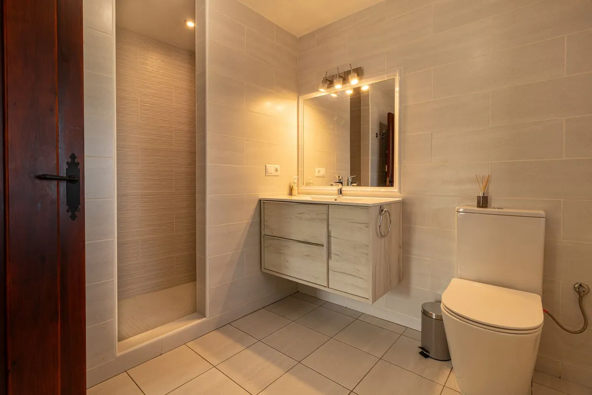 76032eb7-9797-4593-9742-d88b0b399826