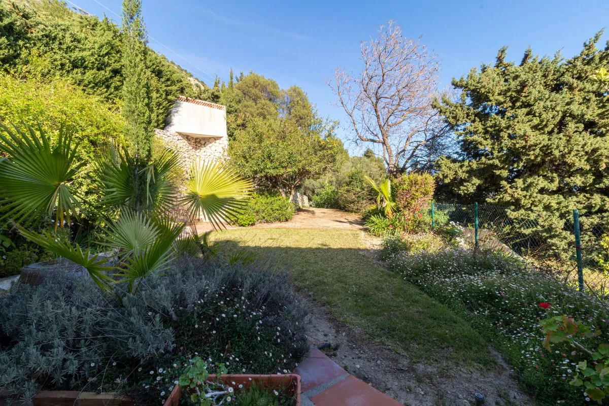 961458ef-e8fc-45f4-9966-0dc1938a4689