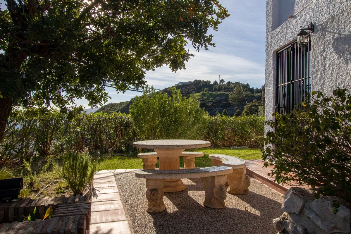 b9acd750-bfd6-44a3-b2ef-bfcf843664d6