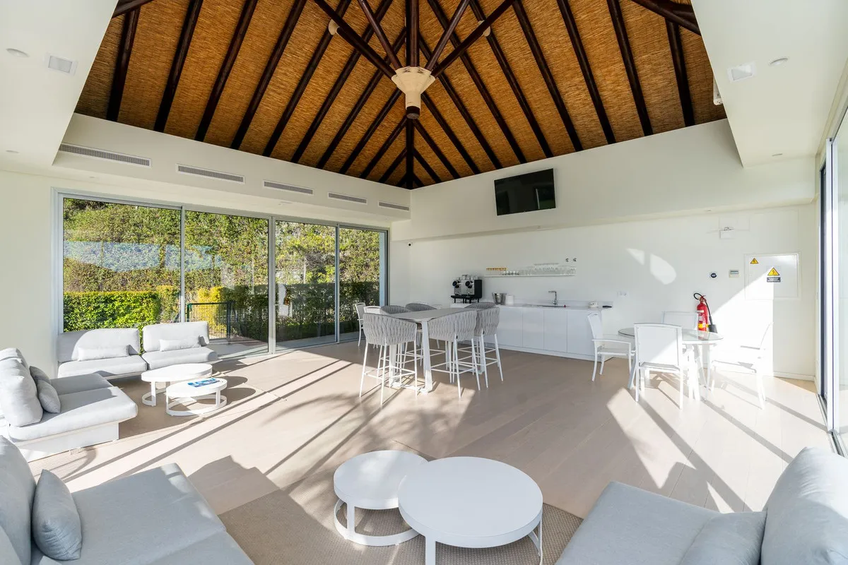 3abf994a-880e-470d-9c12-73719d95fc45