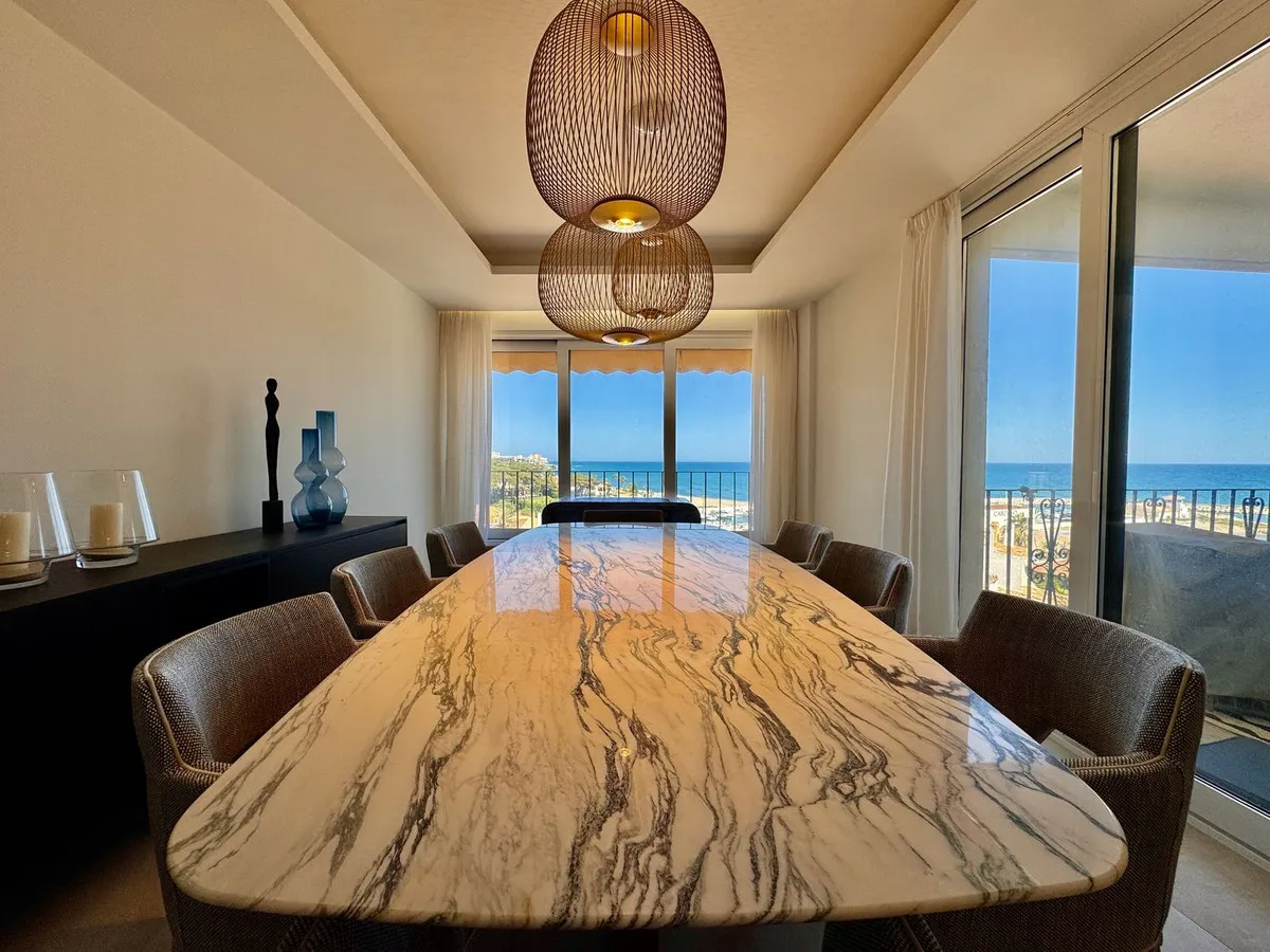 21ed69eb-bcbf-413b-b3cc-41926dc40ac5