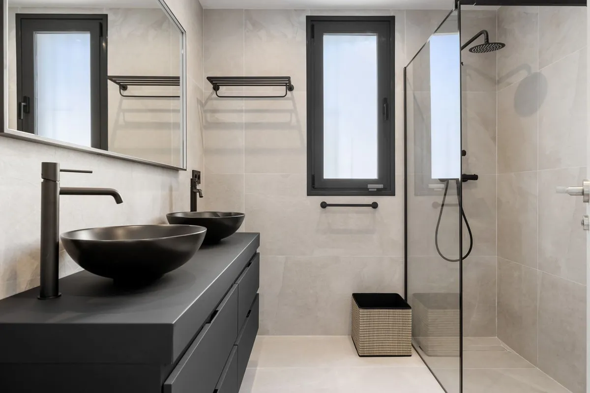 b04cd001-0fcb-4be1-8212-11ba89096b11