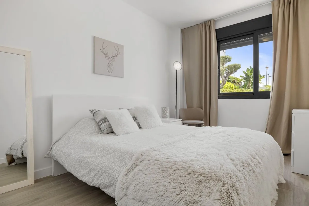 b6f8bc22-9ae1-46ae-b76d-a81e3e6fb5f4