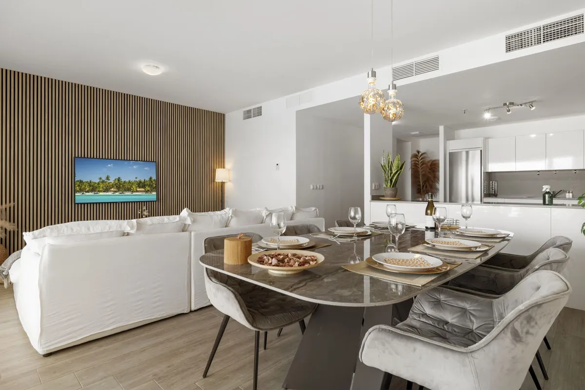 d7362658-bd4b-4e87-abaf-feb7b5f70697