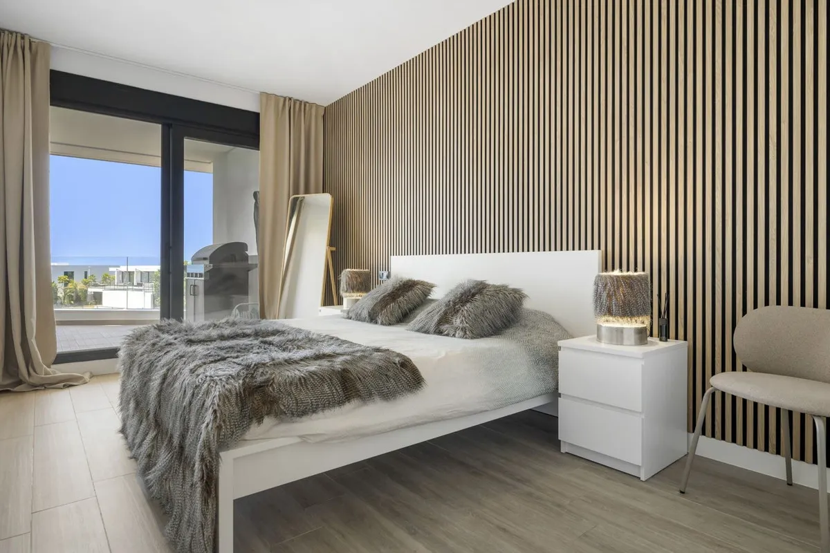 e91ac81b-6204-49ff-b23e-f6e1f1596d81