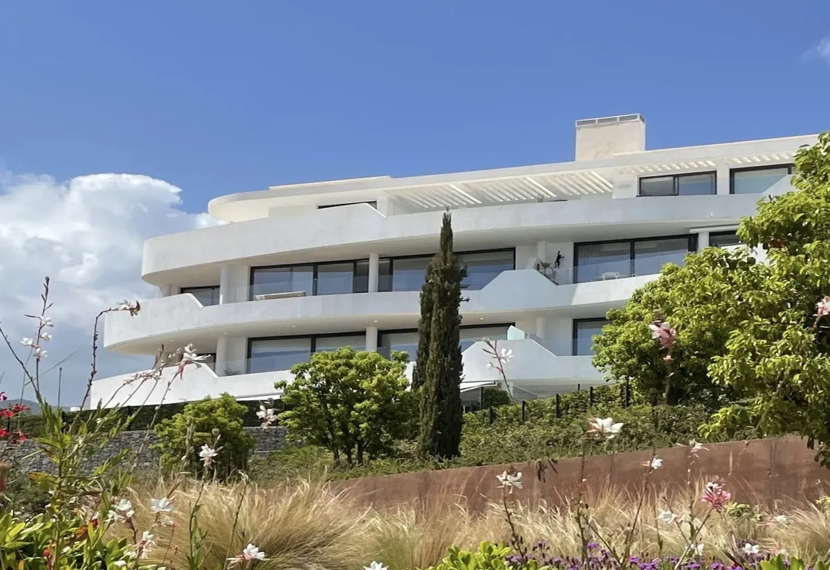 1c359088-a755-4f4c-9bbf-88e524c4a0b7