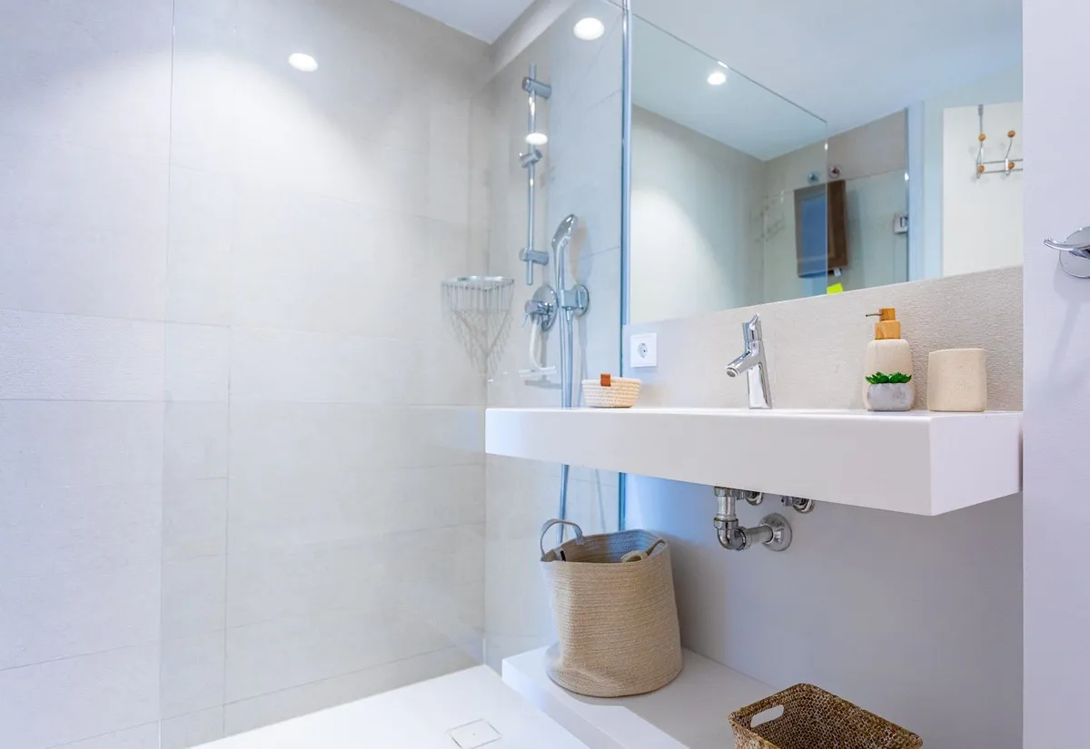 a6deee83-0bbd-47f1-93ca-23c63e47bbbe