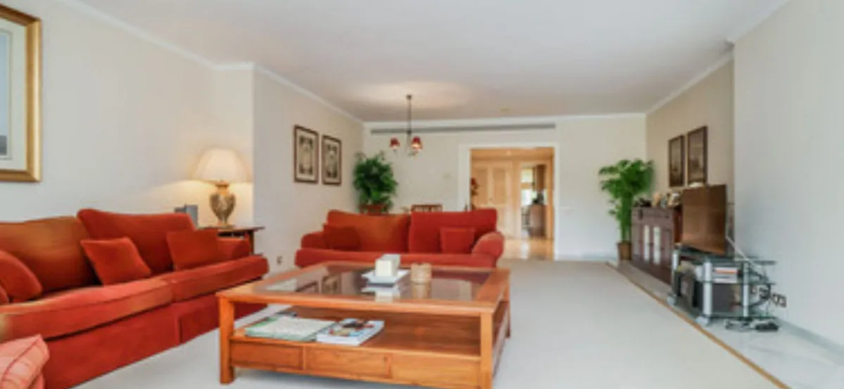 d38a15e3-fa71-4097-afec-651106e3bf20