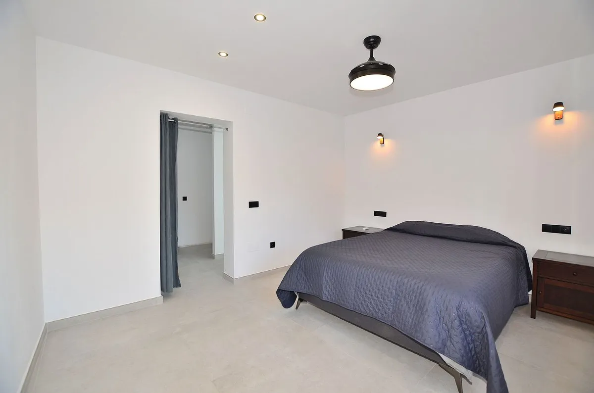 92873030-9431-4c0c-92bb-6ea8bfbabef0