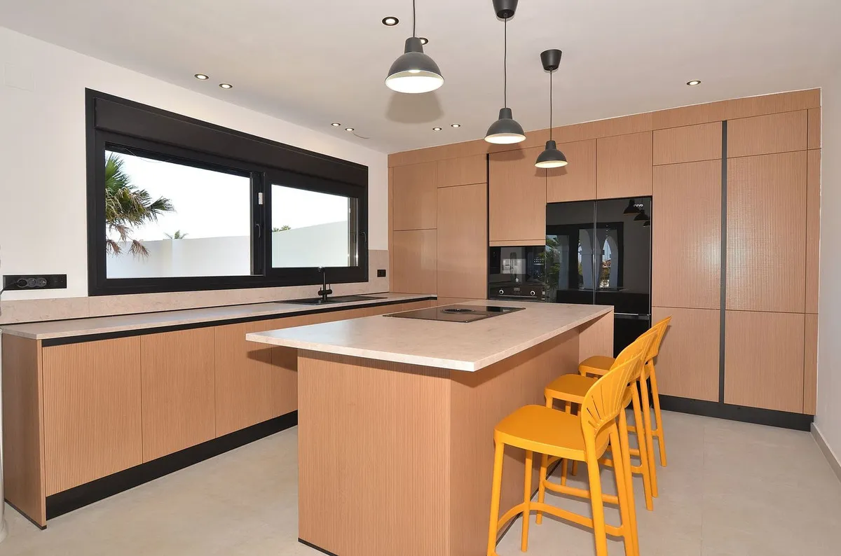 9cca7a02-2a90-42ef-951b-fb27448f6ef7