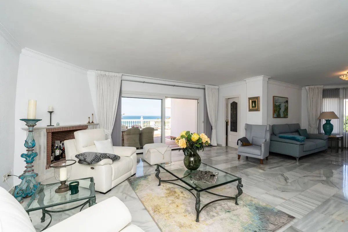 005a78d9-0e40-4df5-addc-1620632f3dfc