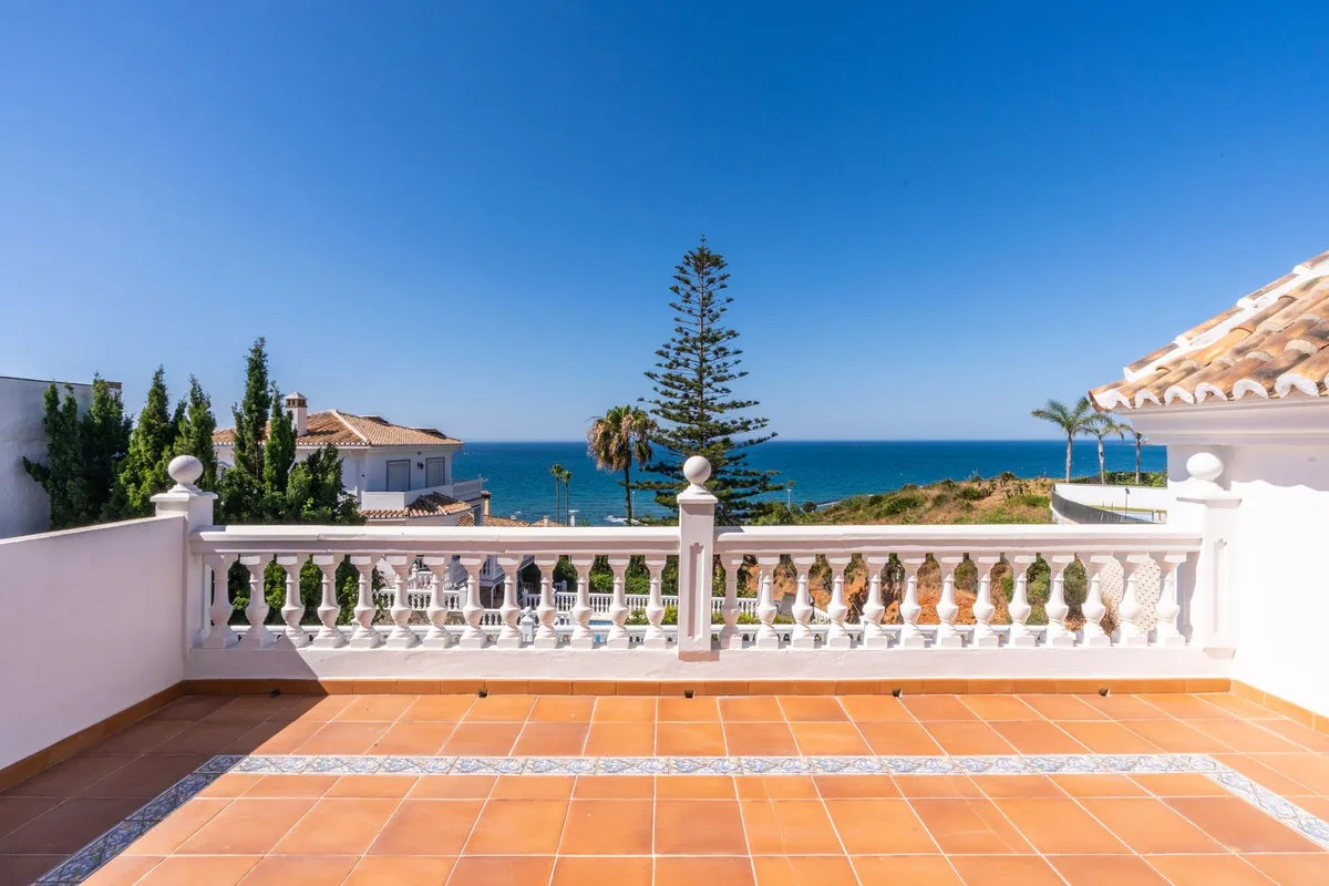 c2f73fc5-5217-4d01-9d00-485613398193