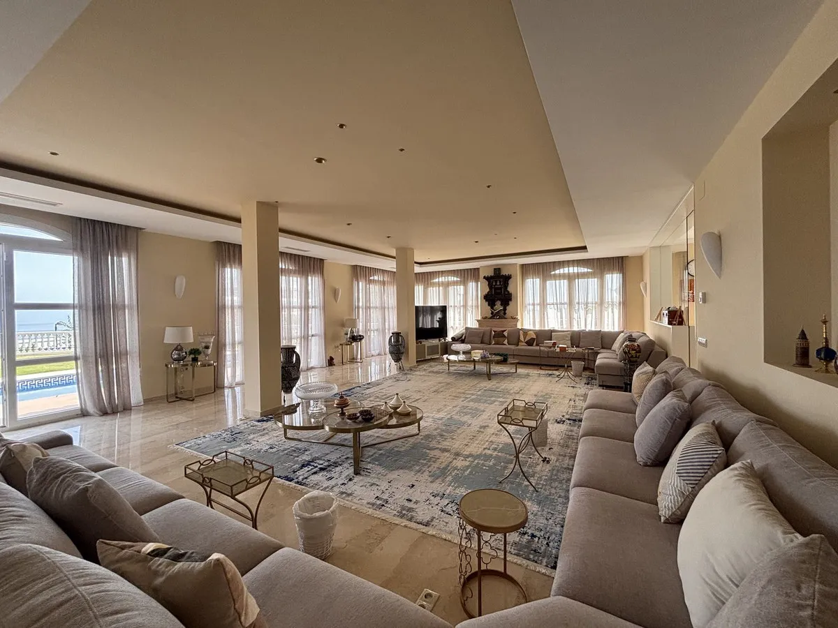 258772f2-11ef-4df8-8ba8-471273f99a7f