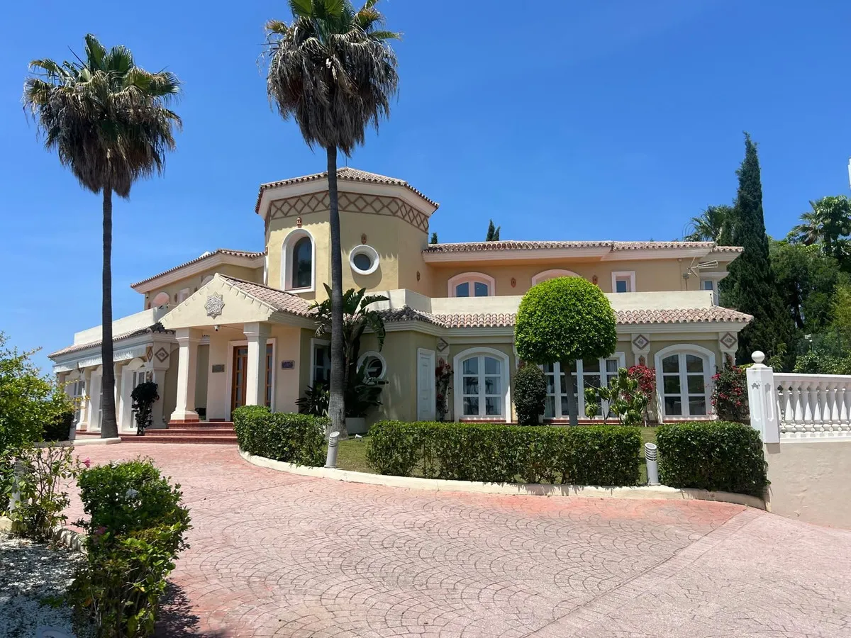 cf9566b4-b524-4503-b575-4e3c762b0df6