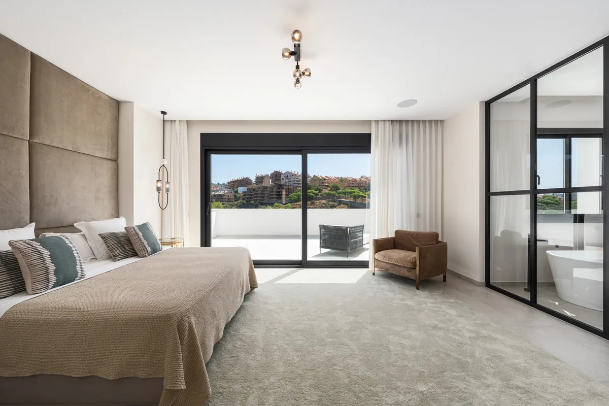 c68b36e3-1d8e-471f-bd3f-2691a95a3763