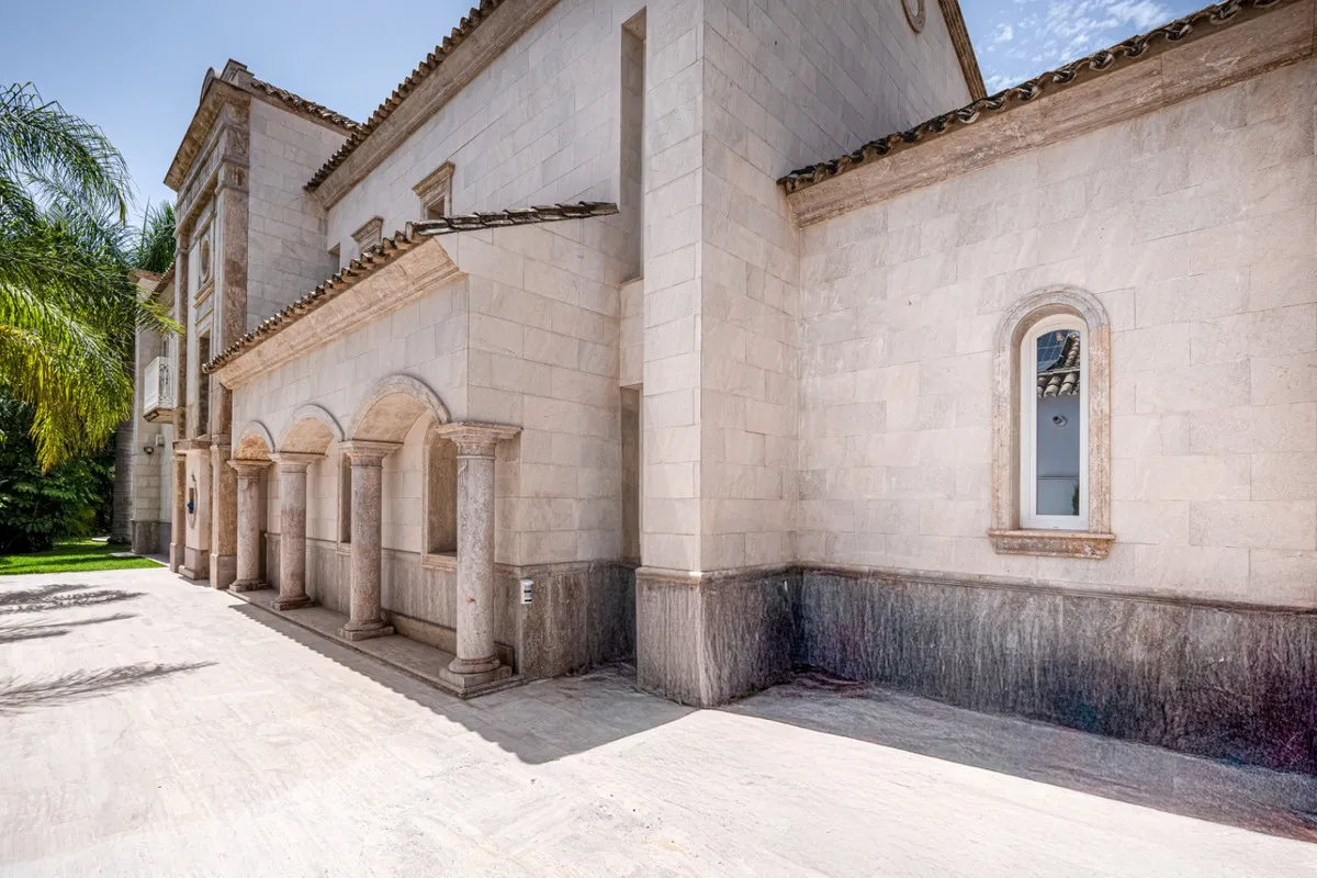 54ed3e27-ddf6-44ae-ab02-a4ce004e873f