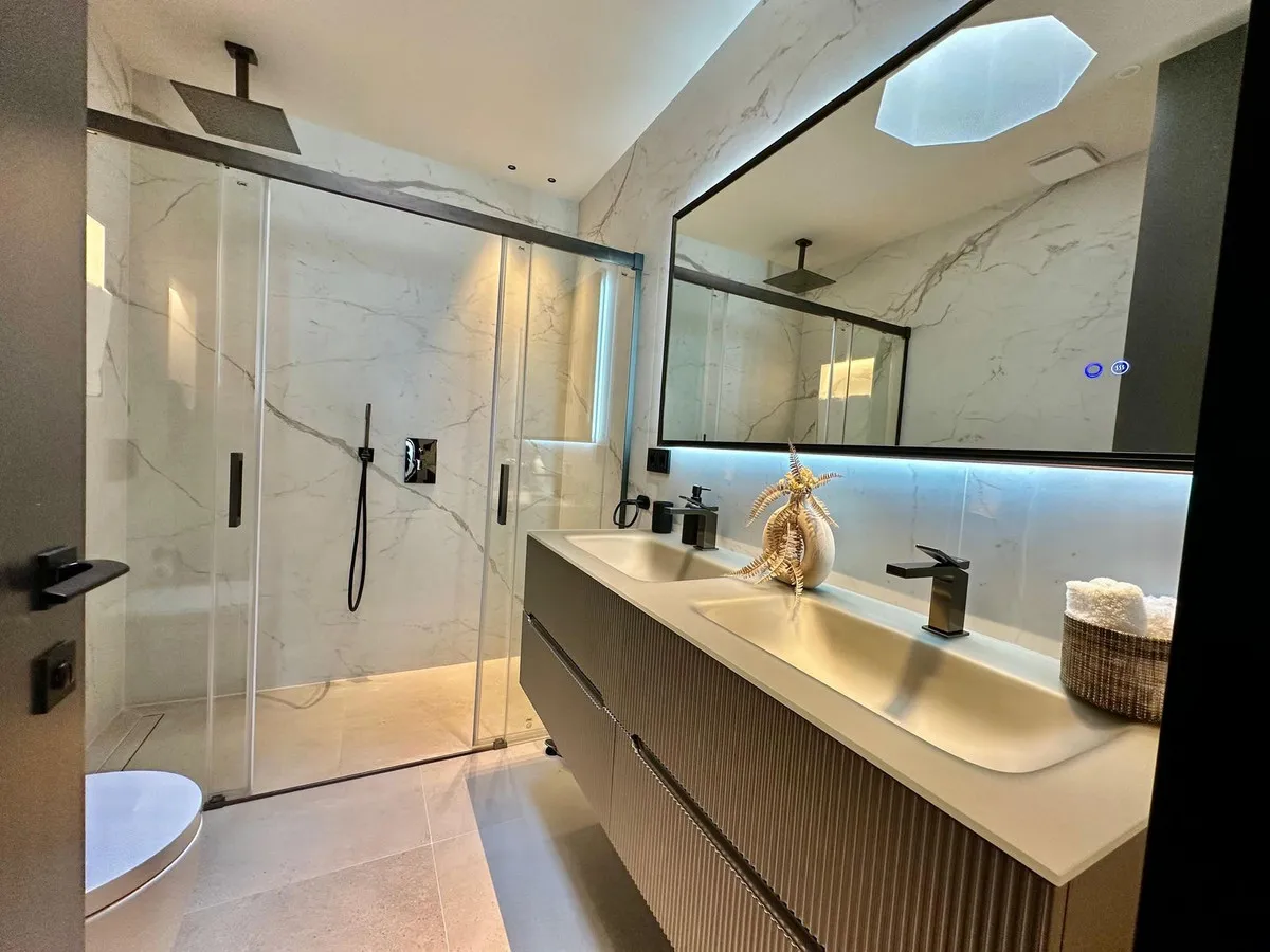 556c14e3-cbd0-48ce-9b30-a3029f197ce1