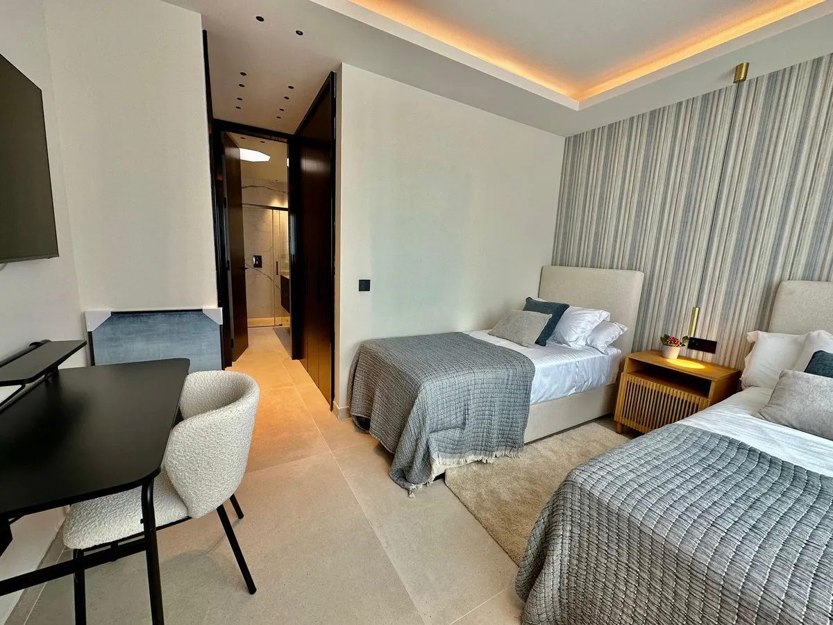 969e4be6-9821-4231-ac9b-527f4423b752