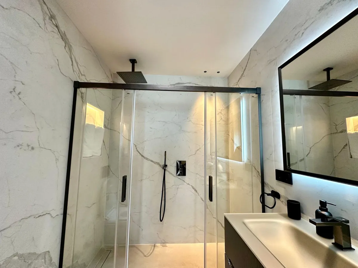 d647985e-6531-47df-9b7c-b55cd813e38f