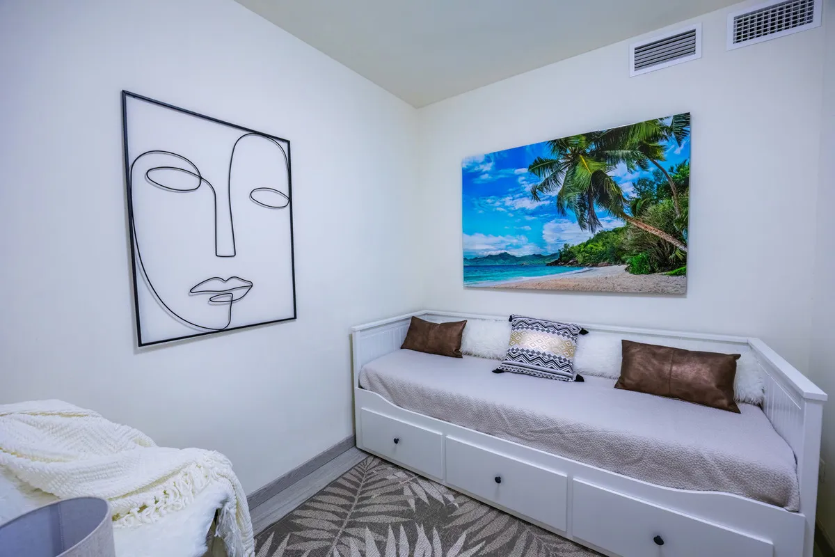 a693103b-782f-4e78-a4b0-f349c40bae74