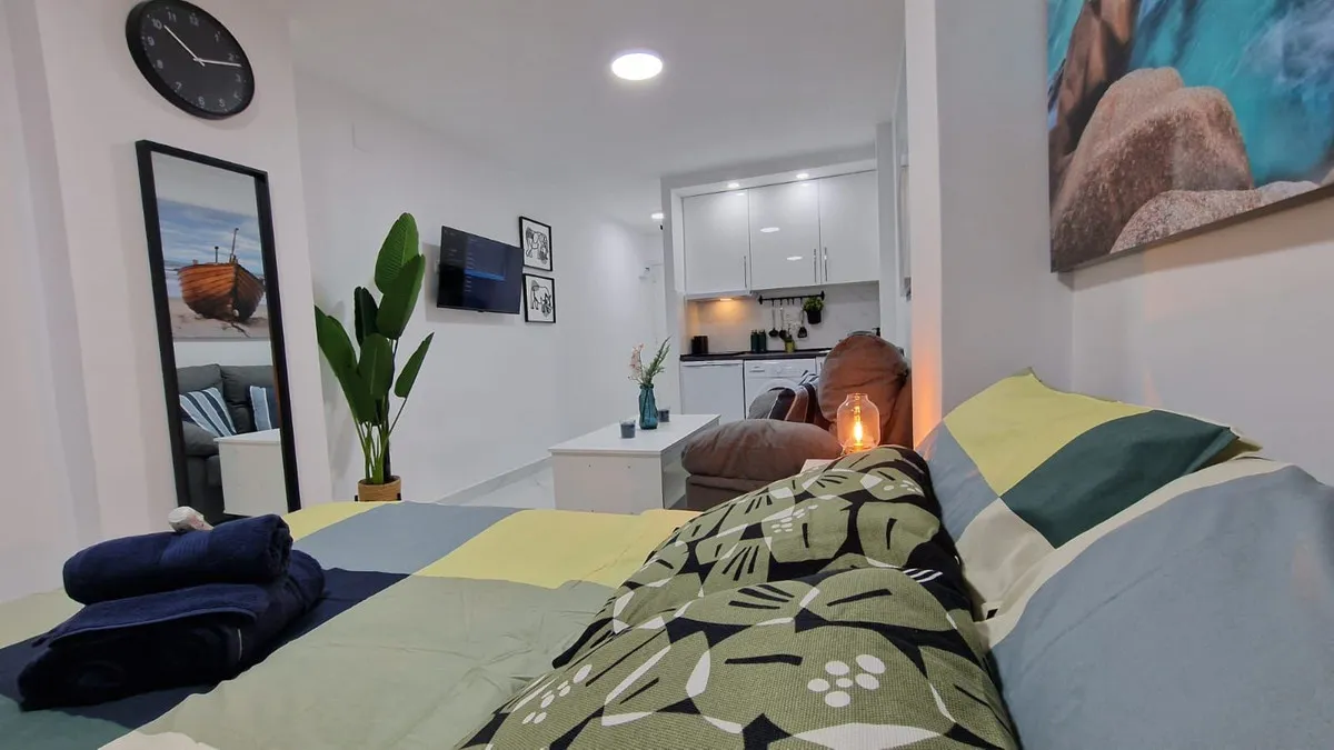 0dc455da-9495-49fb-9ff8-953a3043e11b