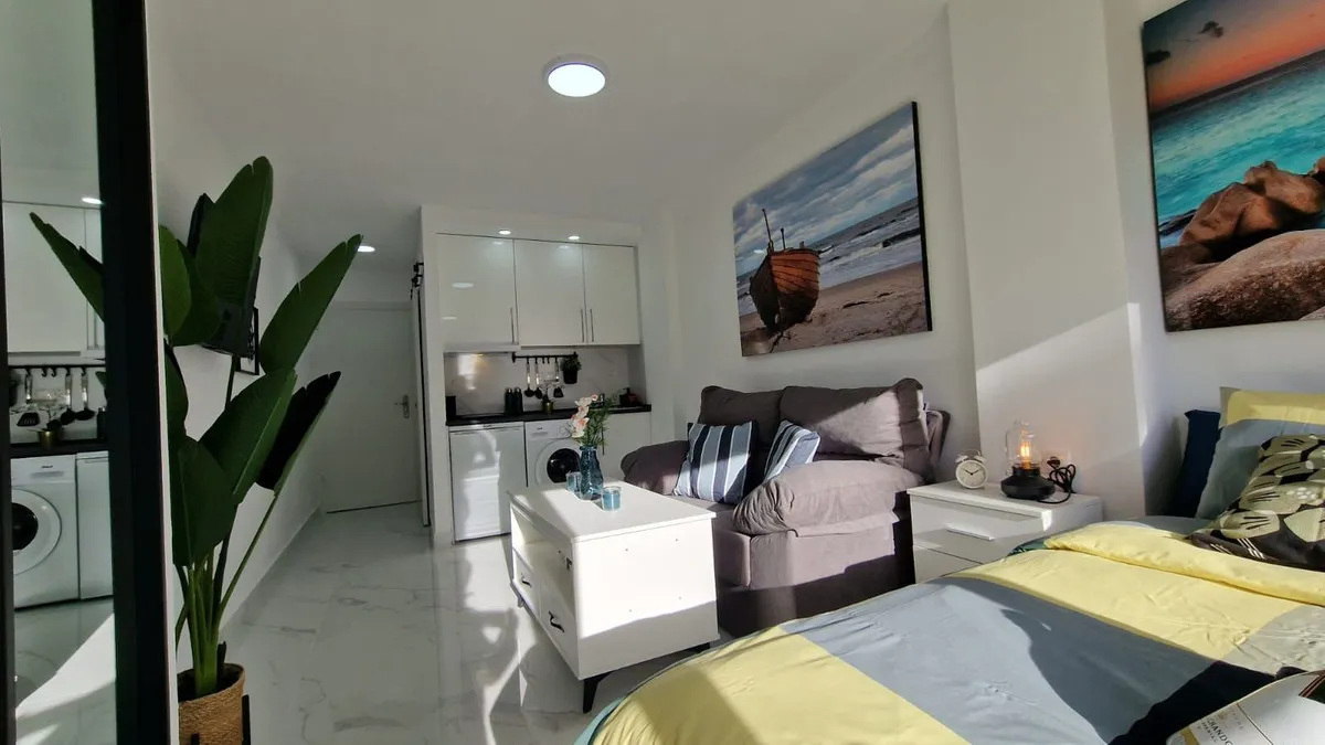 1b418d7f-8010-4cd9-bb52-1271fdc27283