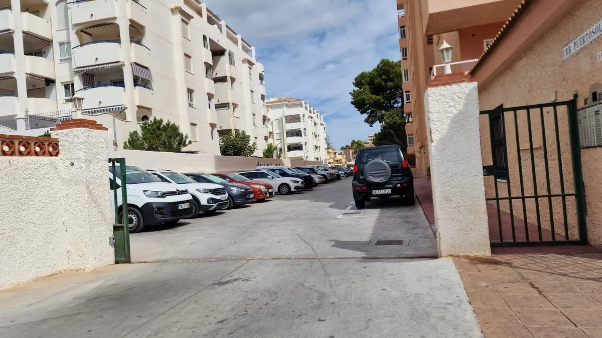 30ca37aa-d8d6-43ee-8e4c-b19a79c50274