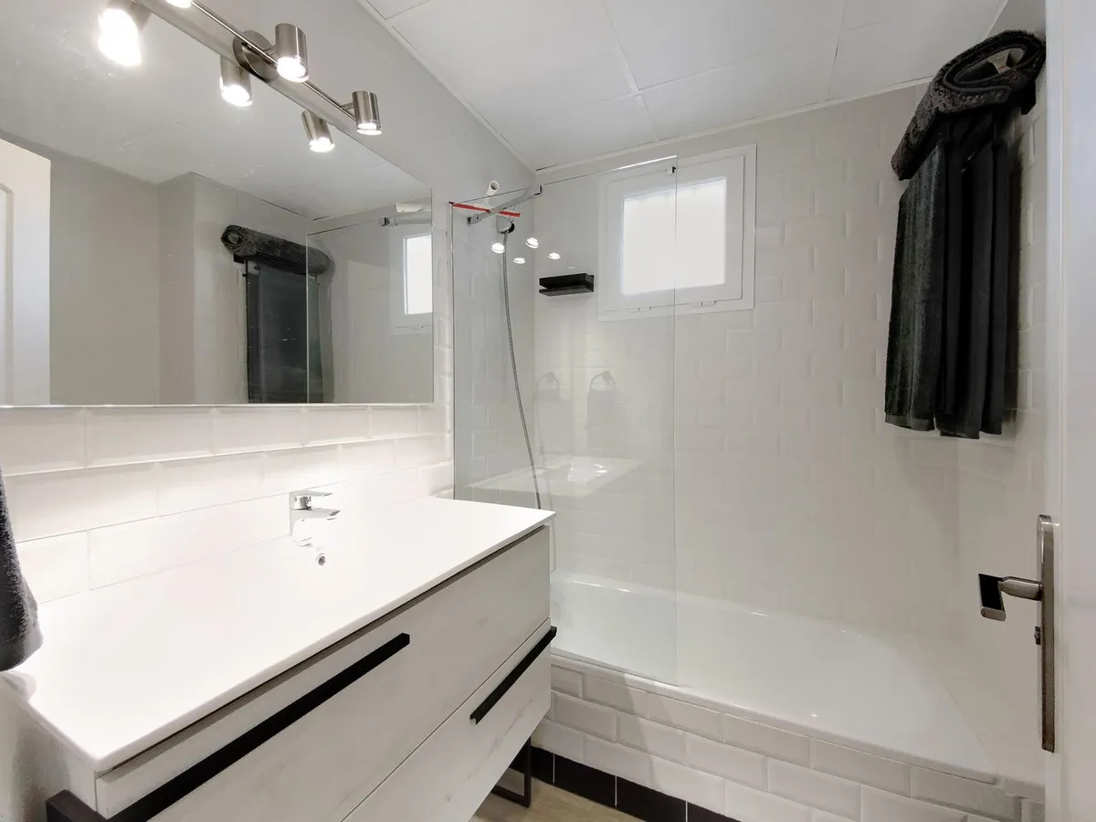 ffa07df9-f222-40e6-bfc2-814eaf6bfcdb