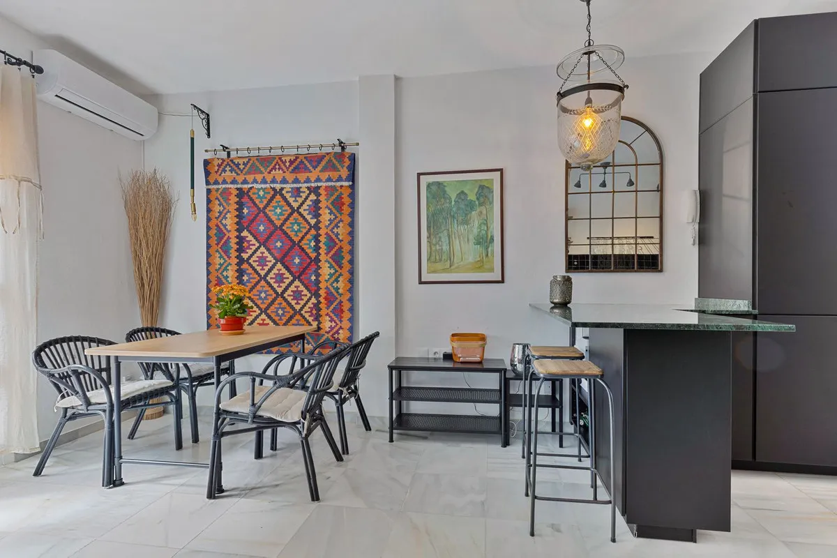 5b910b70-8304-4378-9eed-2627fbcfe438