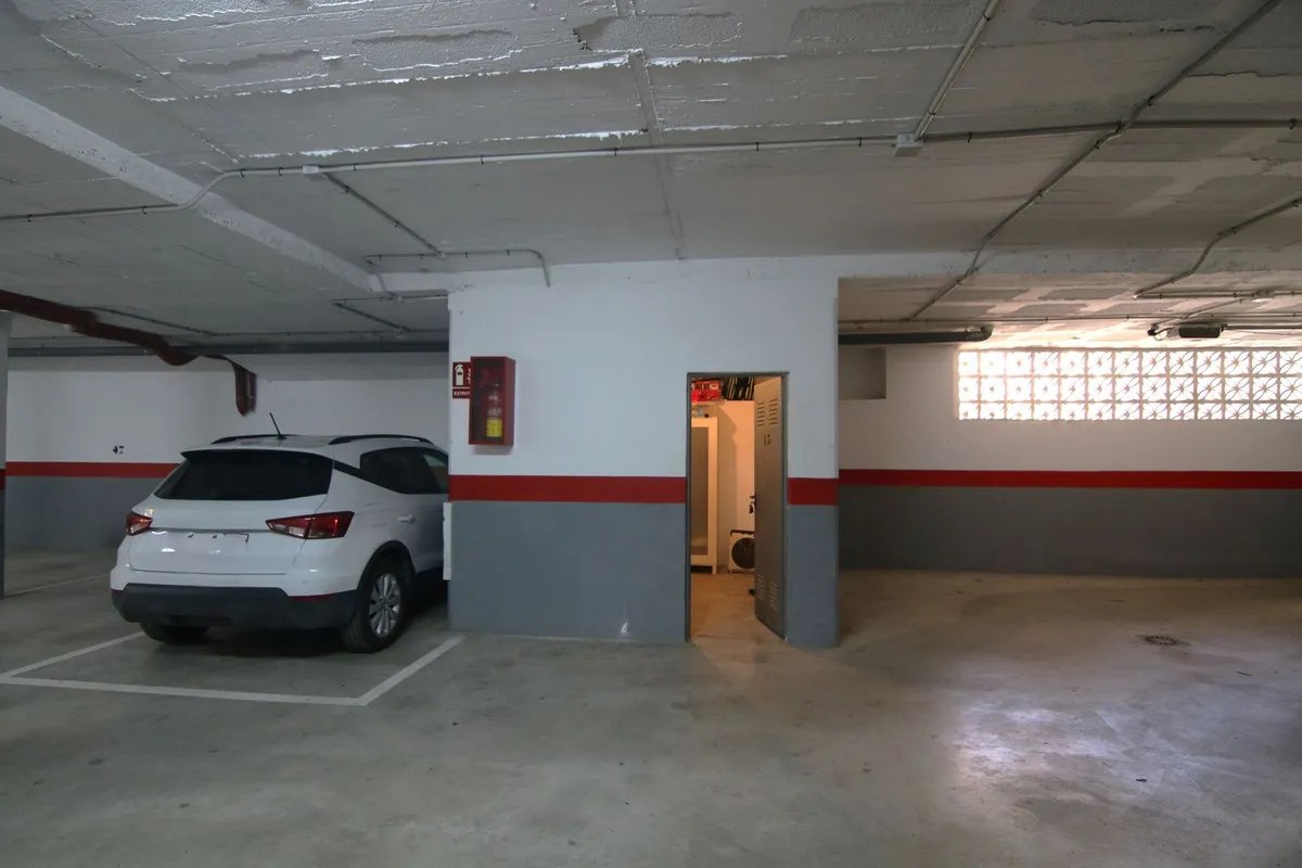 0ae48fc8-6265-4383-ad19-c26db92c3c2a